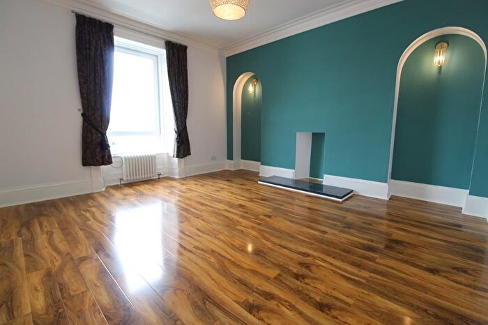 4 Bedroom Flat To Rent In Bedford Road, Aberdeen, AB24