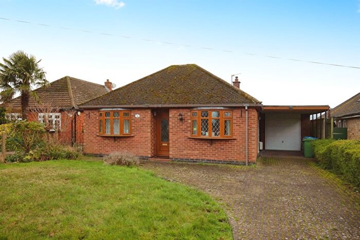 3 Bedroom Detached Bungalow For Sale In Shuttleworth Road, Clifton Upon Dunsmore, Rugby, CV23