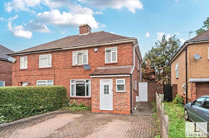 3 Bedroom Semi-Detached House For Sale In Stafford Road, Ruislip, HA4