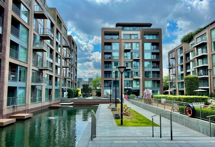 1 Bedroom Flat To Rent In Thurstan Street, London, SW6