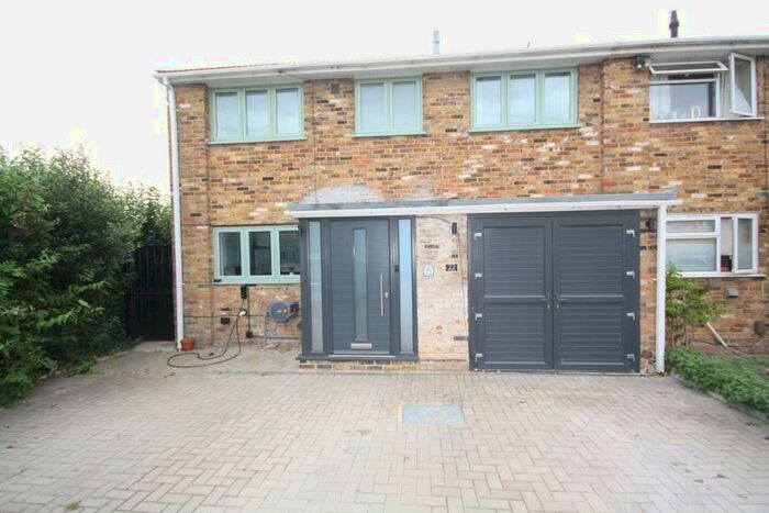 4 Bedroom Property To Rent In Barnes Way, Iver, SL0