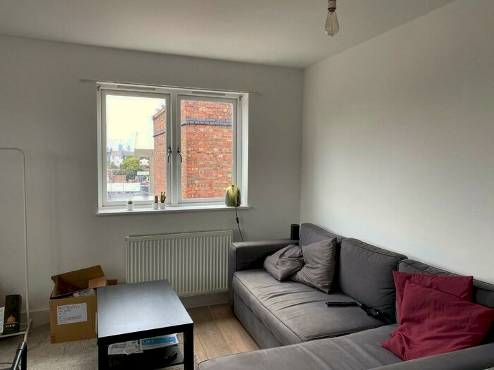 2 Bedroom Flat To Rent In Rollins Street, London, SE15