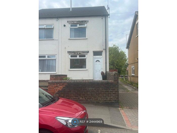 2 Bedroom Semi-Detached House To Rent In Bridge Street, Killamarsh, Sheffield, S21