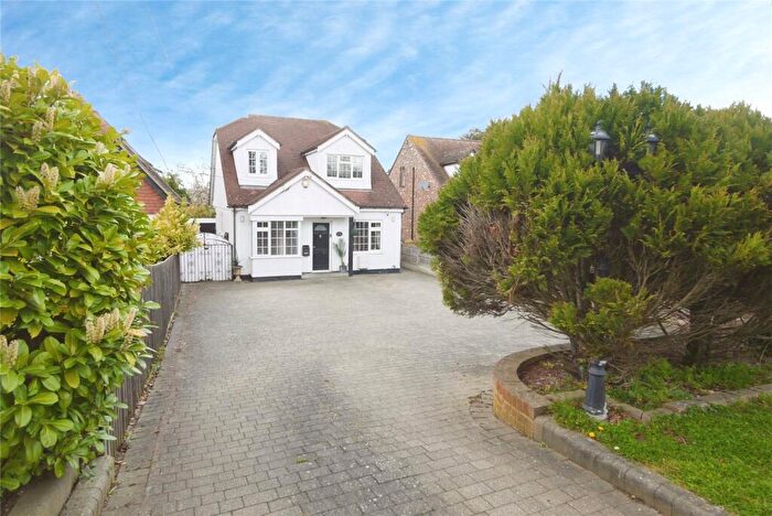 4 Bedroom Detached House For Sale In Nags Head Lane, Brentwood, Essex, CM14