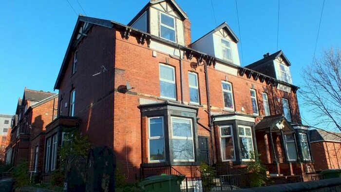 4 Bedroom Terraced House To Rent In Chestnut Avenue, Headingley, Leeds, LS6