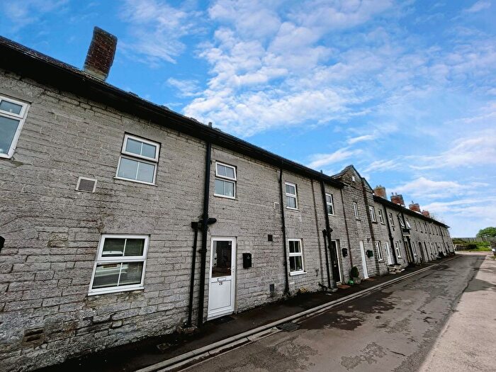 3 Bedroom Terraced House For Sale In The Mead, Ilchester, BA22