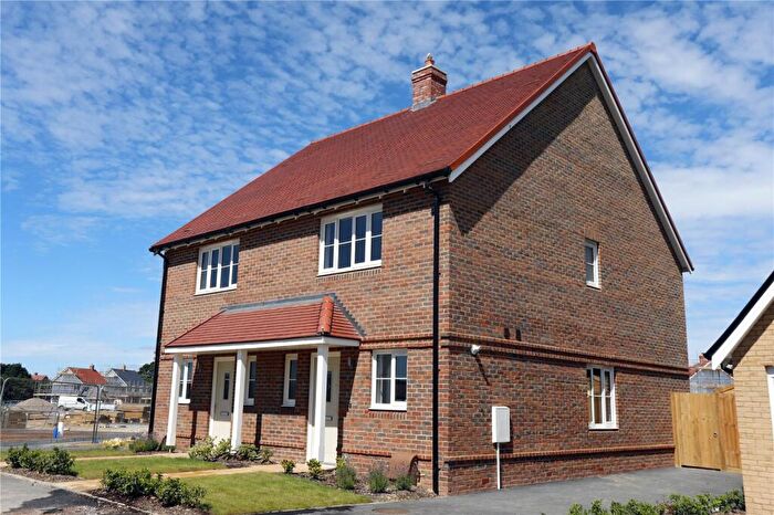 3 Bedroom Semi-Detached House For Sale In Park Road, Hellingly, East Sussex, BN27