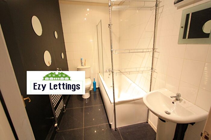 1 Bedroom Flat To Rent In Streatham High Road, Streatham, SW16