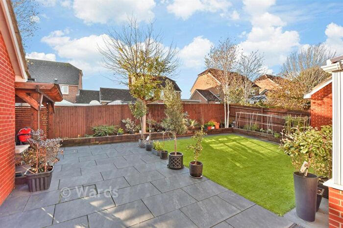 4 Bedroom Detached House For Sale In Gudgeon Crescent, Hoo, Rochester, Kent, ME3