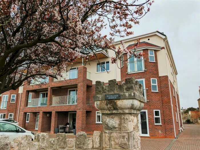 2 Bedroom Apartment To Rent In College Avenue, Rhos On Sea, Colwyn Bay, LL28
