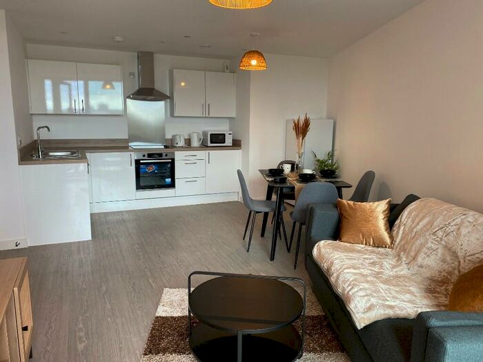 2 Bedroom Apartment To Rent In The Landmark, Oldfield Road, Manchester, Greater Manchester, M5