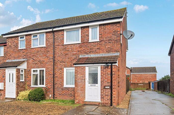 2 Bedroom Terraced House For Sale In Mallard Way, Grove, OX12