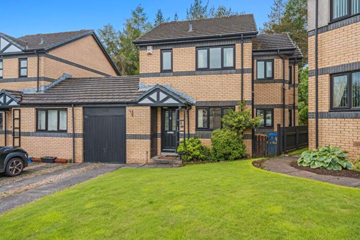 4 Bedroom Detached House To Rent In Craighirst Road, Milngavie, Glasgow, G62