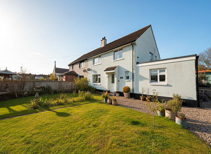 3 Bedroom Semi-Detached House For Sale In Stags View House, Shillingford, Tiverton, EX16