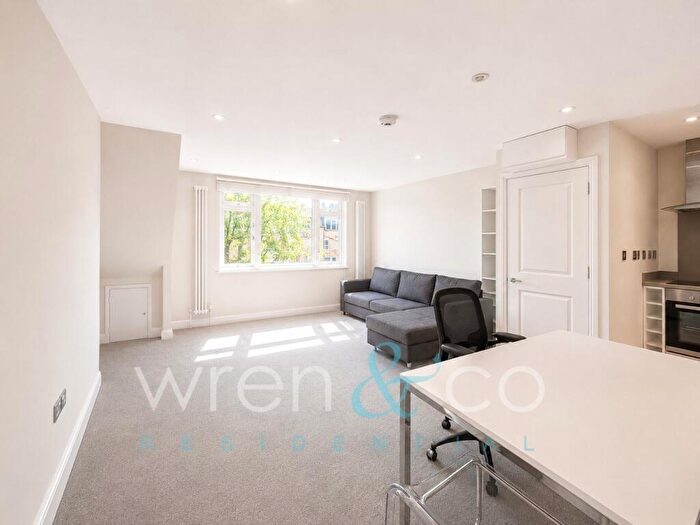 1 Bedroom Flat To Rent In Denning Road, NW3