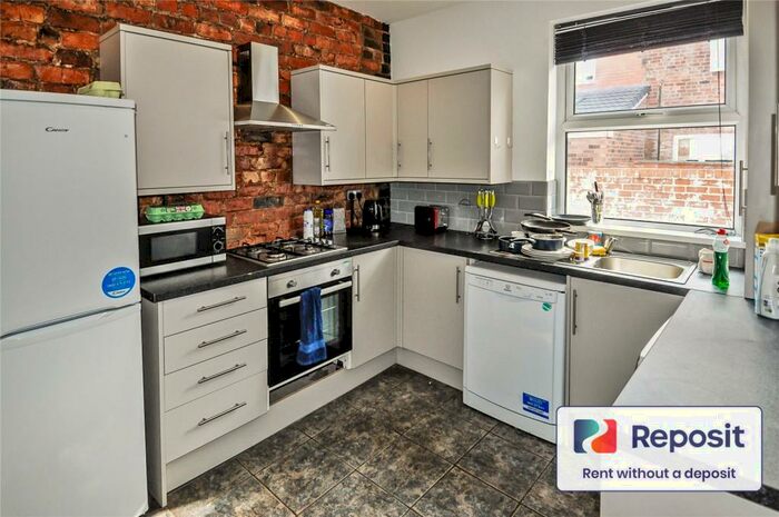 4 Bedroom Terraced House To Rent In Moseley Road, Fallowfield, Manchester, M14