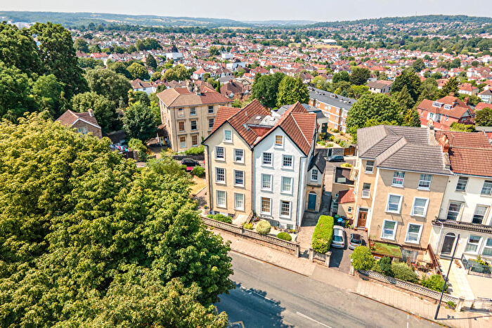 2 Bedroom Flat For Sale In Westbury Road, Westbury-On-Trym, BS9