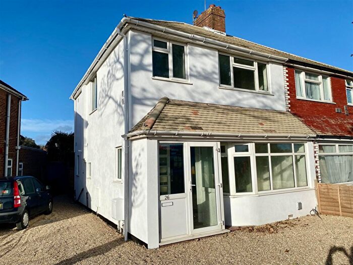 3 Bedroom Property To Rent In Old Shoreham Road, Portslade, Brighton, BN3