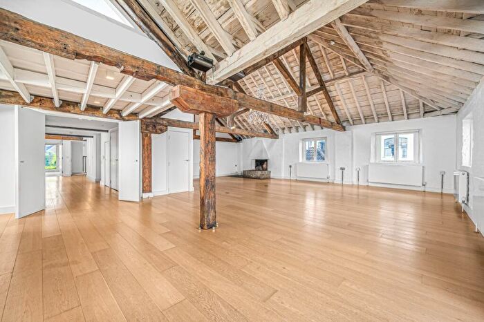 3 Bedroom Flat To Rent In Rotherhithe Street, Surrey Quays, SE16