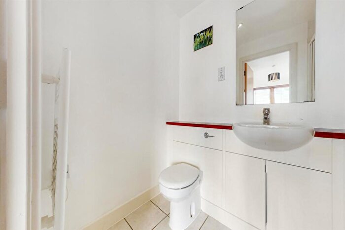 2 Bedroom Apartment To Rent In Leamore Court, Meath Crescent, Bethnal Green, E2