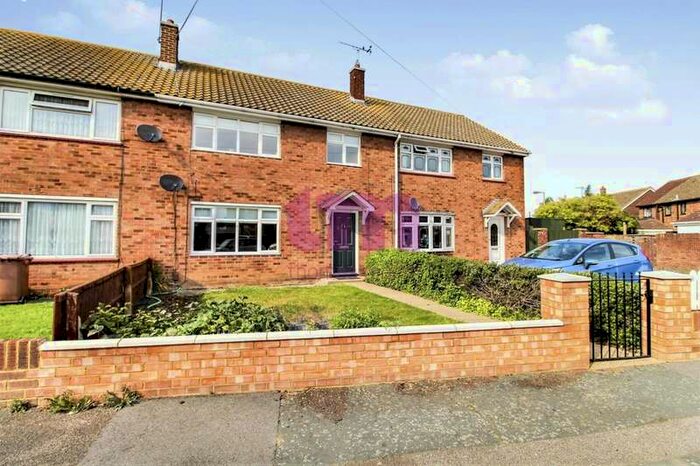 3 Bedroom Terraced House To Rent In Wokindon Road, Chadwell St. Mary, RM16