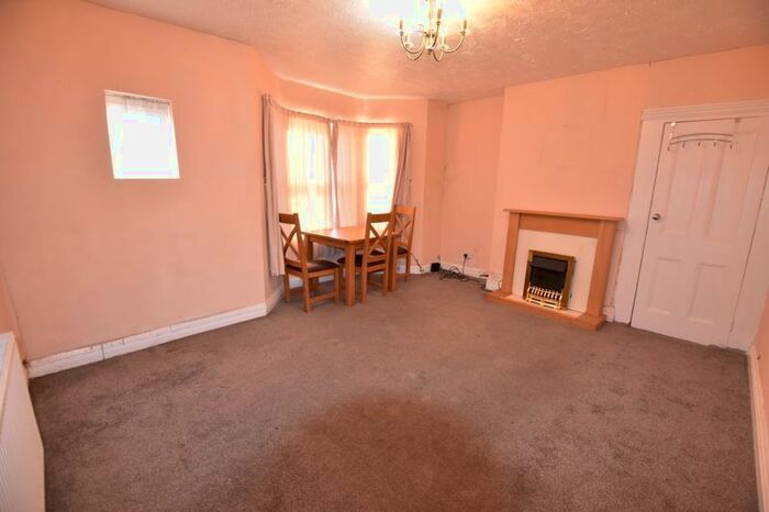 1 Bedroom Flat To Rent In Francis Street, Luton, LU1