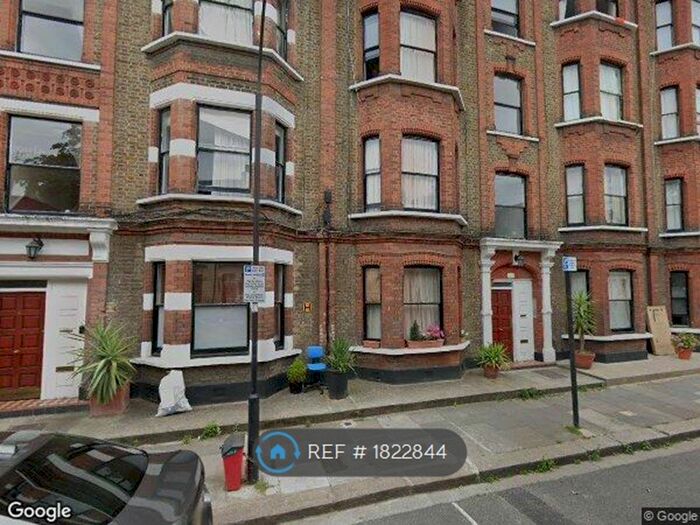 2 Bedroom Flat To Rent In Kingwood Road, London, SW6