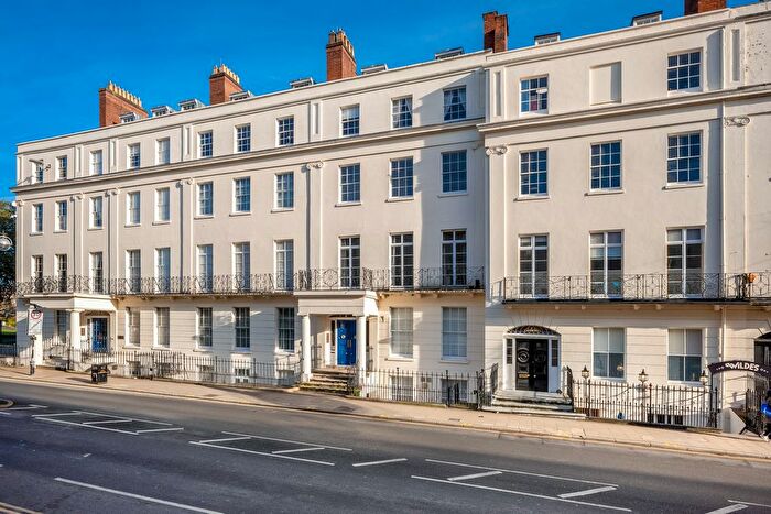 2 Bedroom Flat For Sale In William House Parade, Leamington Spa, Warwickshire, CV32