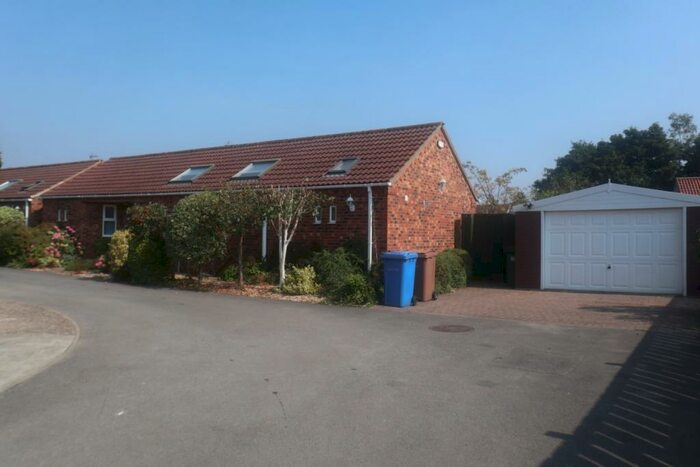 3 Bedroom Bungalow To Rent In Allinsons Yard, Leven, HU17