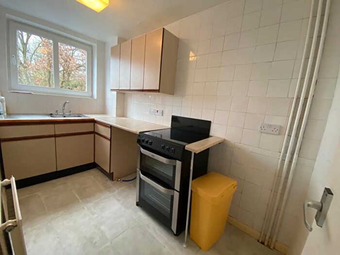 1 Bedroom End Terrace House To Rent In Warwick Road, Enfield, EN3