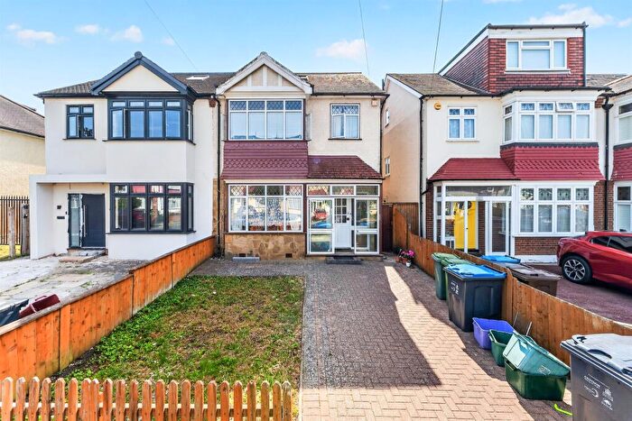 8 Bedroom Semi-Detached House For Sale In Maycross Avenue, Morden, SM4