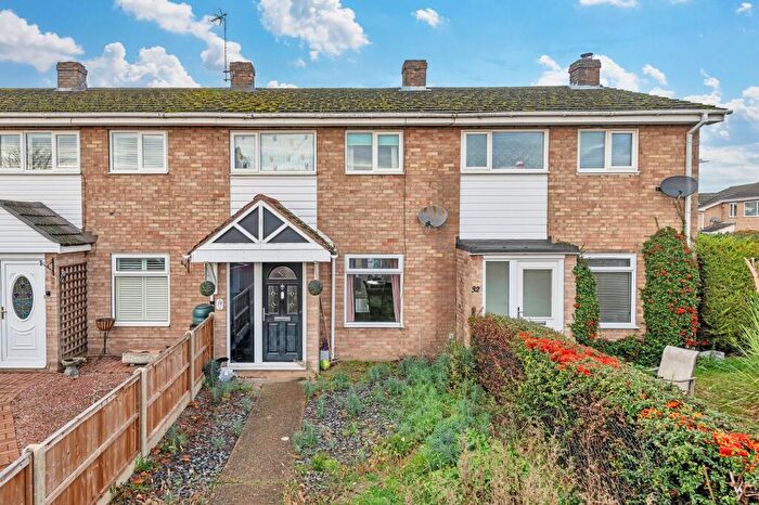 3 Bedroom Terraced House For Sale In Heatherset Way, Red Lodge, IP28