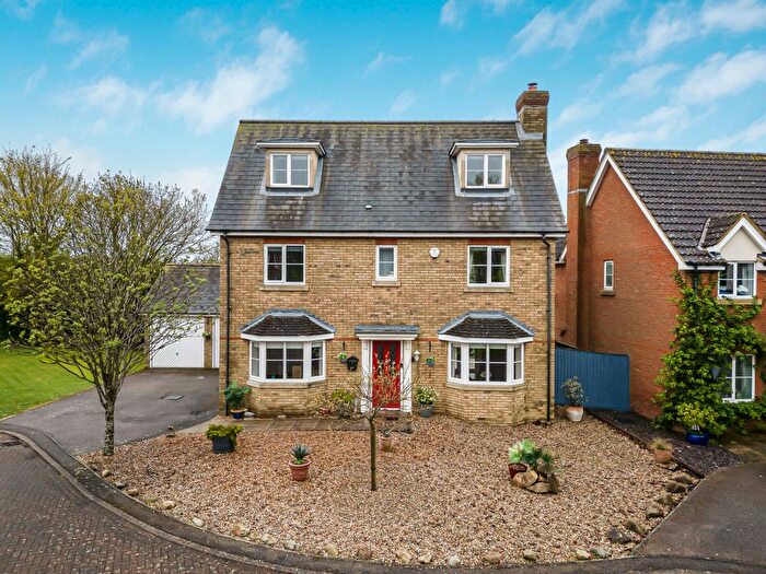 5 Bedroom Detached House For Sale In Cavendish Way, Highfields Caldecote, CB23