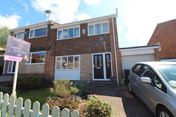 3 Bedroom Semi-detached House For Sale In Wesley Mount, Crawcrook, Ryton, NE40