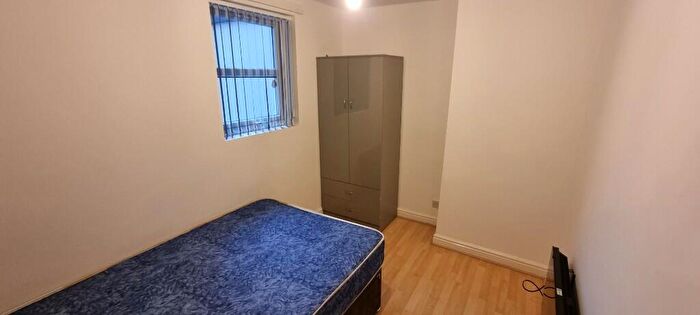 1 Bedroom Flat To Rent In Cross Road, Leicester, LE2