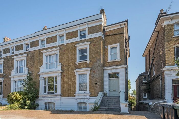 1 Bedroom Flat To Rent In Lewisham Way, London, SE4