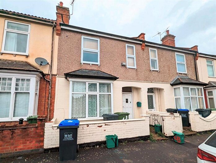 3 Bedroom Terraced House To Rent In Llewellyn Road, Leamington Spa, CV31