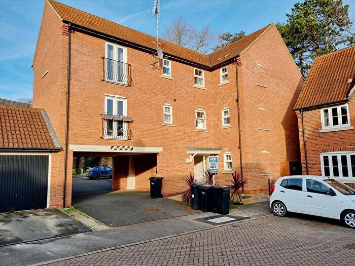 2 Bedroom Property For Sale In Montrose Grove, Greylees, Greylees, NG34