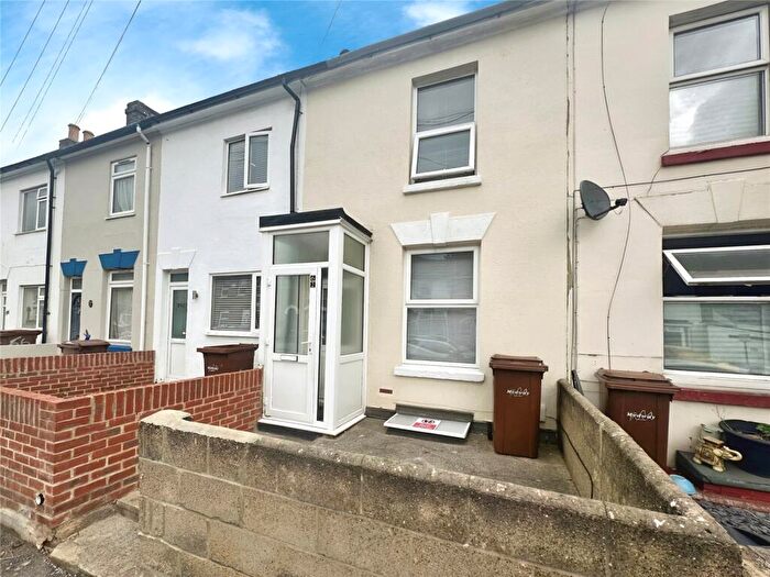 2 Bedroom Terraced House To Rent In Stafford Street, Gillingham, Kent, ME7