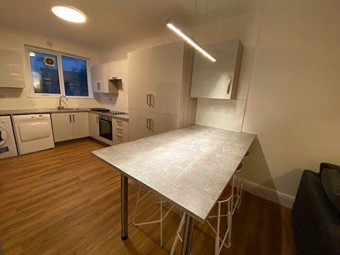 4 Bedroom House To Rent In Glanmor Road, Uplands, Swansea, SA2