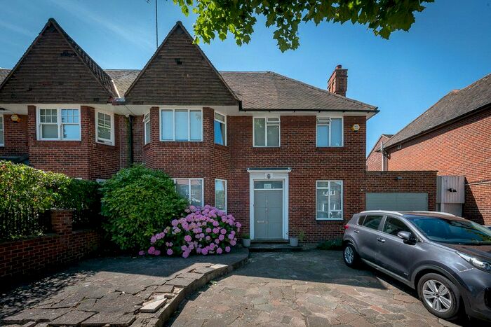 5 Bedroom Semi-Detached House To Rent In Anson Road, London, NW2