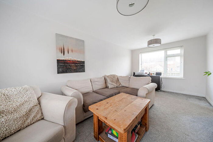 3 Bedroom Terraced House For Sale In Beech Road, Oakham, LE15