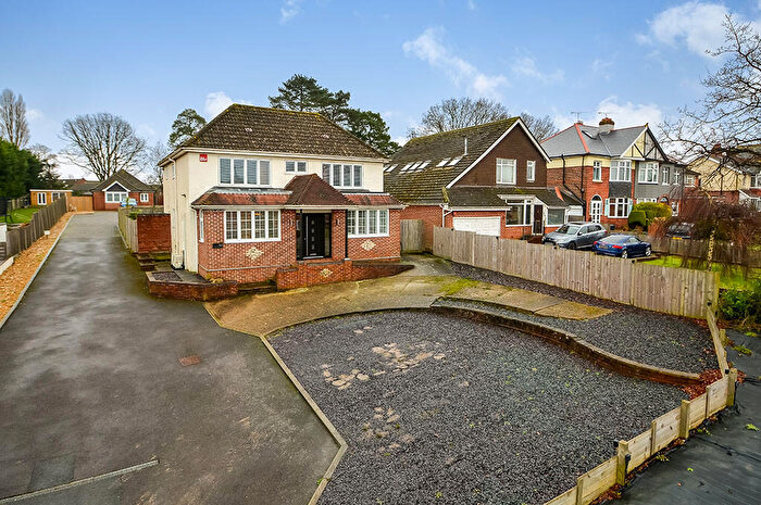 5 Bedroom Detached House For Sale In Cowplain, Hampshire, PO8