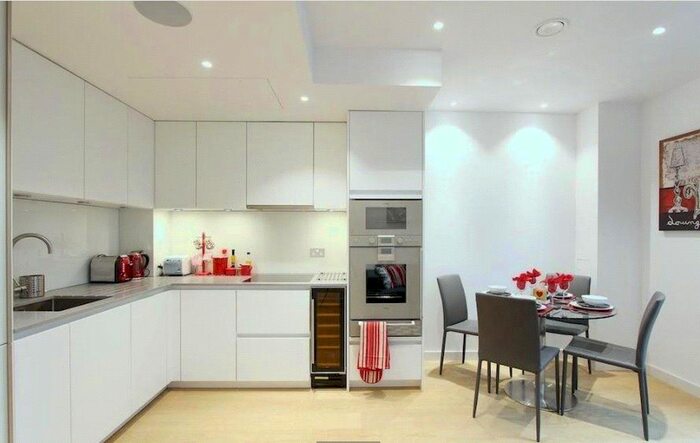 1 Bedroom Flat To Rent In Buckingham Gate, Westminster, London, SW1E