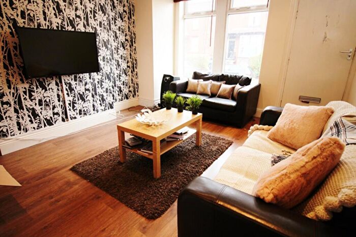5 Bedroom House To Rent In Grimthorpe Terrace, Leeds, LS6