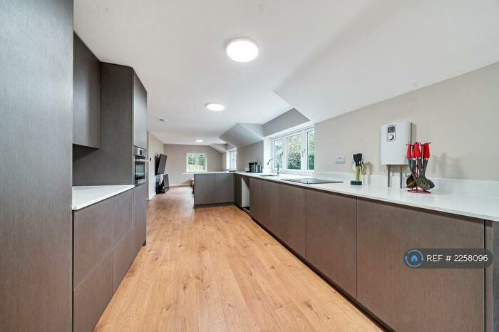 2 Bedroom Detached House To Rent In St. Marys Road, Ascot, SL5
