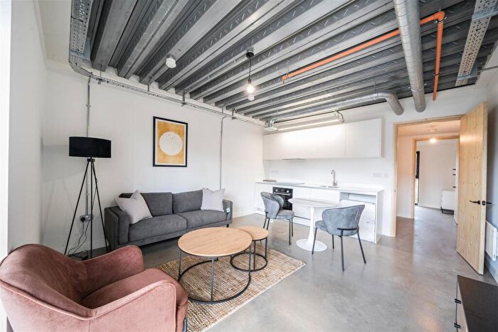 1 Bedroom Apartment To Rent In District Lofts, Climate Innovation District, LS9