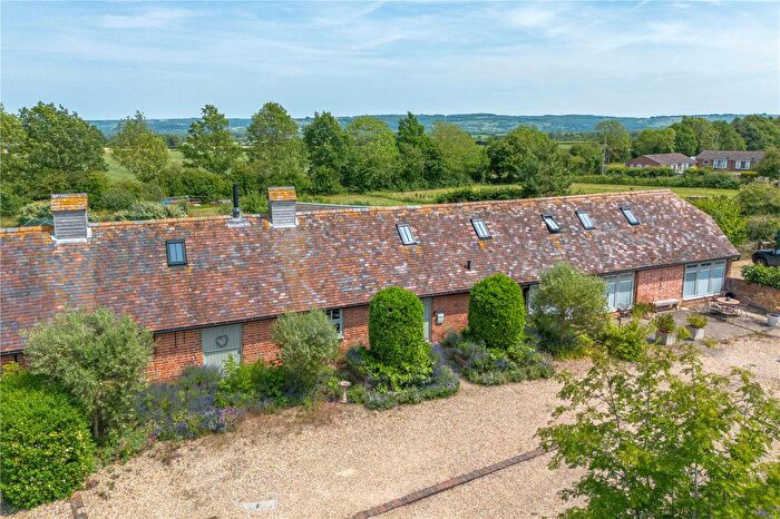 5 Bedroom Barn Conversion For Sale In Bank Farm Barns, Dumbleton, Worcestershire, WR11