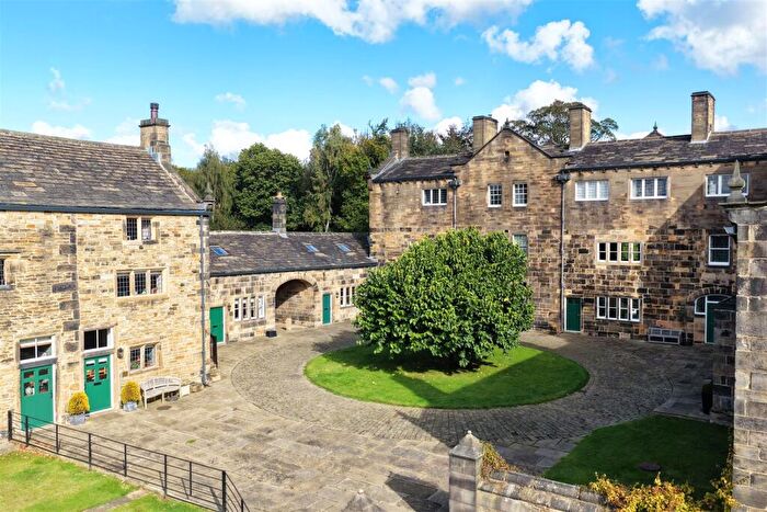 1 Bedroom Character Property For Sale In Kennelmans Cottage, Kirklees Hall Estate, Clifton, Brighouse, HD6