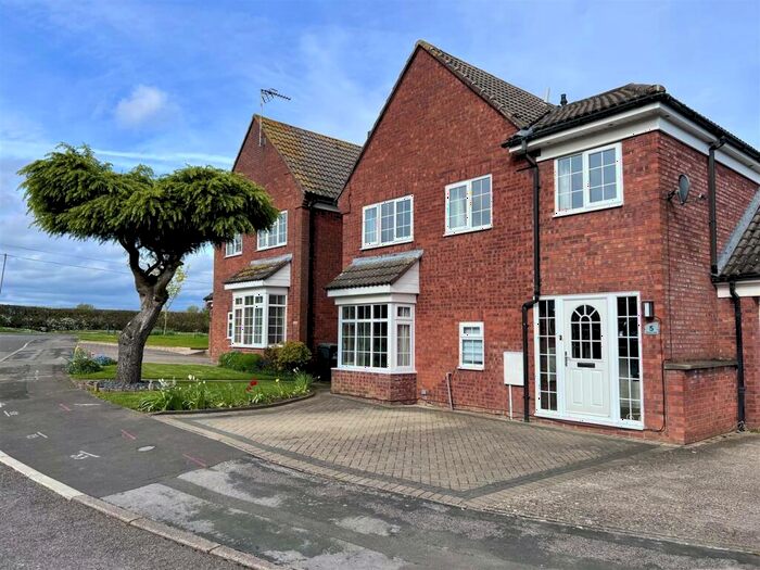 4 Bedroom Detached House For Sale In Benham Road, Greens Norton, Towcester, NN12